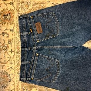 Wrangler Blue Relaxed Fit Jeans with Classic Style